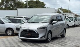 Toyota Sienta 2019