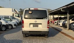 
Toyota Hiace 2018 full									