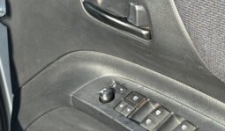 
Toyota Sienta 2018 full									