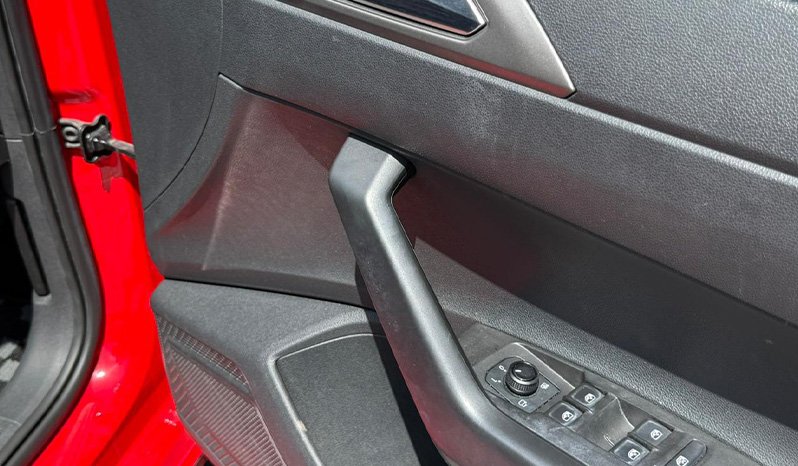 Volkswagen POLO 2018 full