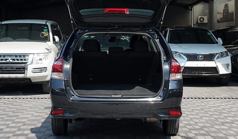 Toyota Corolla Fielder 2018 full