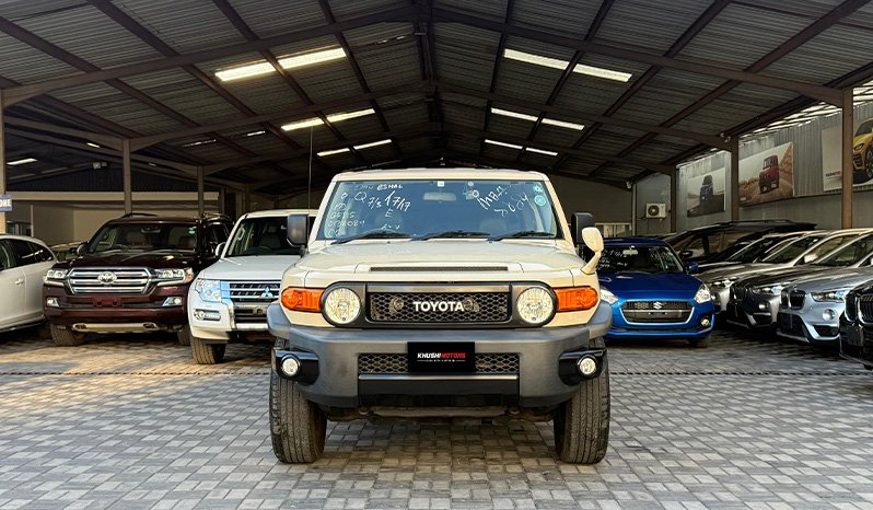Toyota FJ Cruiser 2018 full