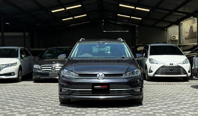Volkswagen Golf Variant 2018 full