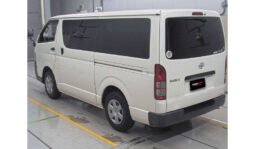 
Toyota Hiace Van 2018 full									