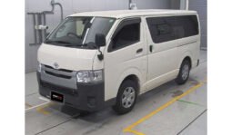 
Toyota Hiace Van 2018 full									