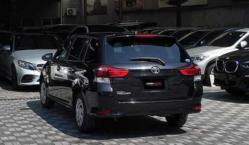 Toyota Corolla Fielder 2018 full