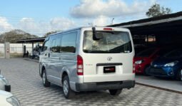 Toyota Hiace 2018 full