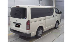 
Toyota Hiace Van 2018 full									