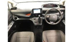 Toyota Sienta 2018 full