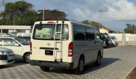 Toyota Hiace 2018
