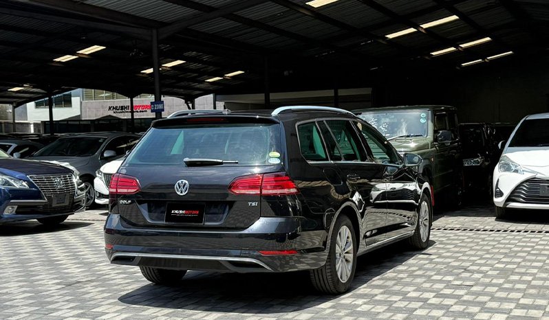 Volkswagen Golf Variant 2018 full