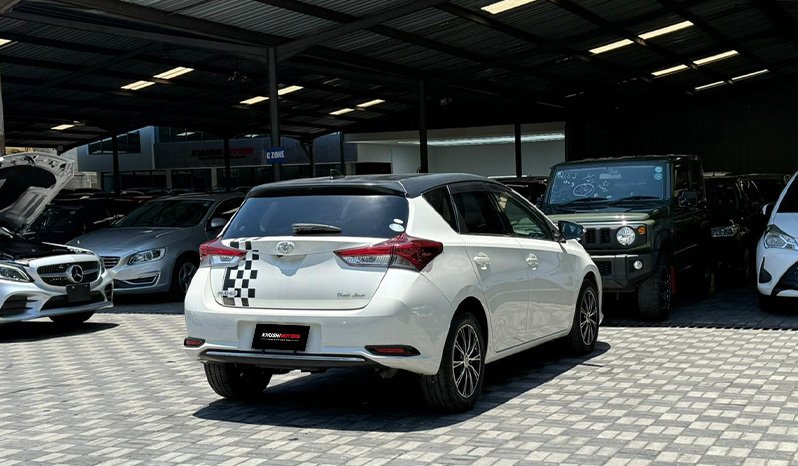 Toyota Auris 2018 full