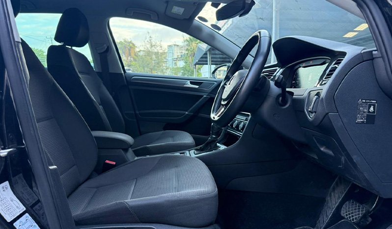 Volkswagen Golf 2018 full