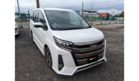 Toyota Noah 2018
