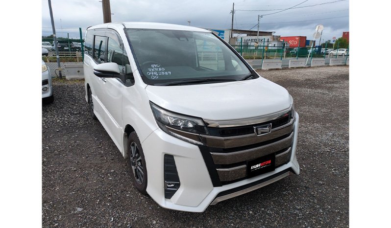 Toyota Noah 2018