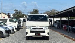 Toyota Hiace 2018 full