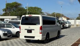 Toyota Hiace 2018 full