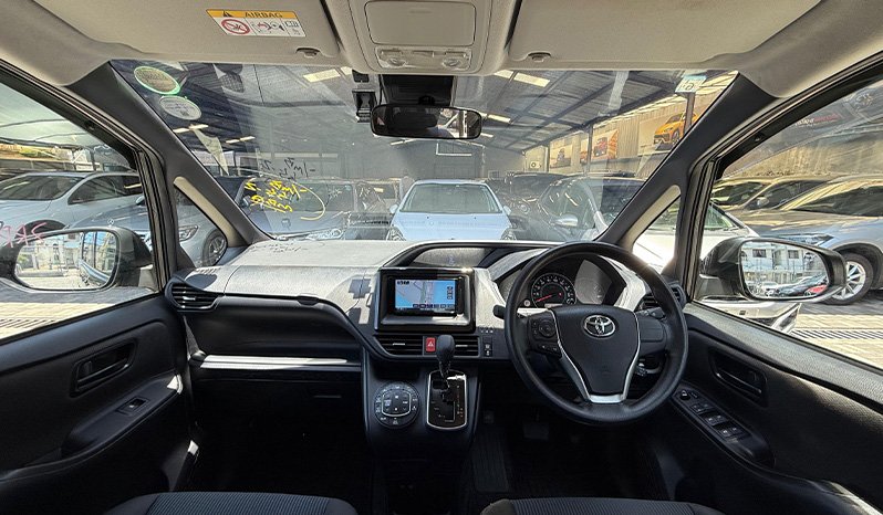 Toyota Noah 2019 full