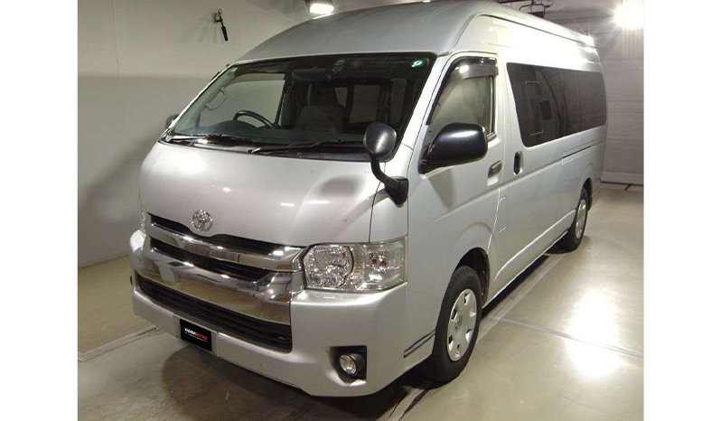 Toyota Hiace 2018 full