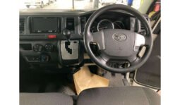 Toyota Hiace 2018 full