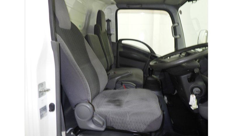 Isuzu ELF 2018 full