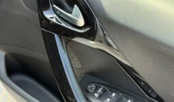 
Peugeot 208 2019 full									