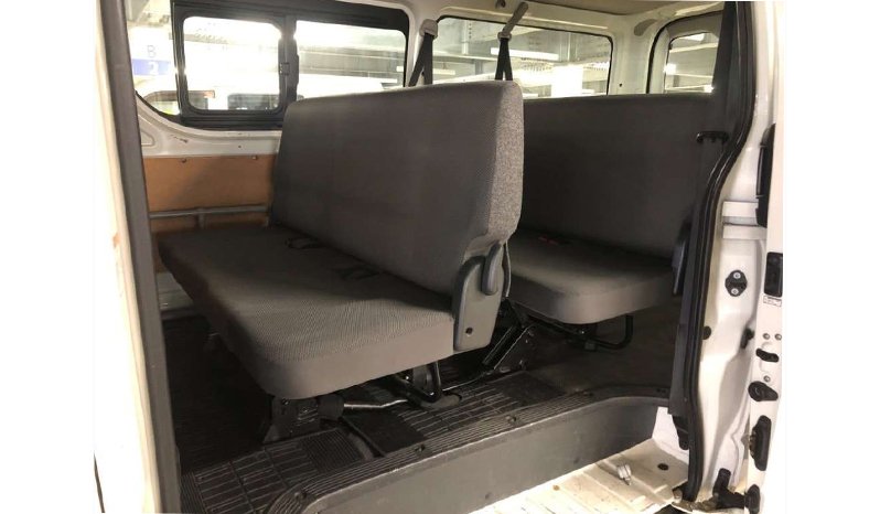 Toyota Hiace 2018 full
