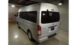 Toyota Hiace 2018 full