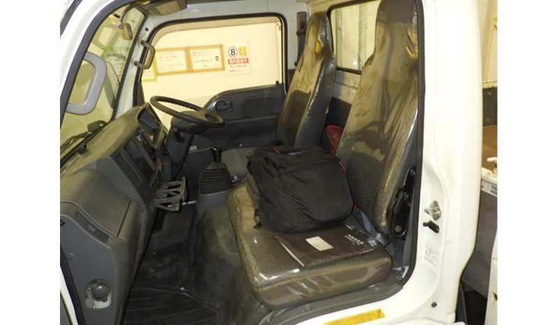 Isuzu Elf Truck 2018 full