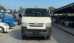 
Toyota Hiace 2018 full									