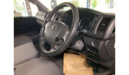 Toyota Hiace 2018 full