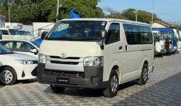 
Toyota Hiace 2018 full									