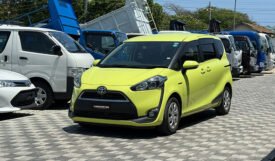 Toyota Sienta 2018