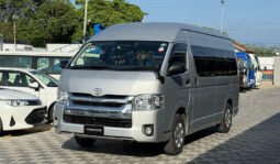 
Toyota Hiace 2018 full									