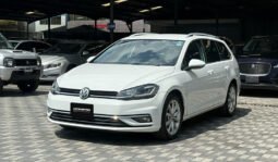 
Volkswagen Golf Variant 2018 full									