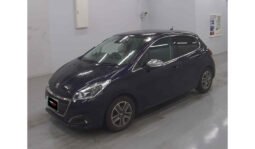 Peugeot 208 2018 full
