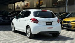 
Peugeot 208 2019 full									