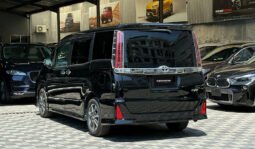 
Toyota Noah 2018 full									