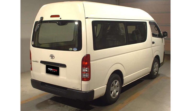 Toyota Regius Van 2019 full