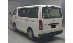 Toyota Hiace 2018 full