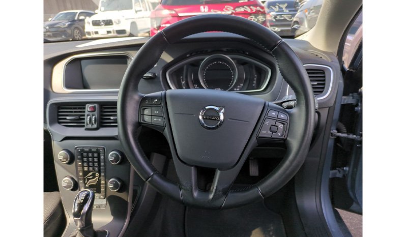 Volvo V40 2018 full