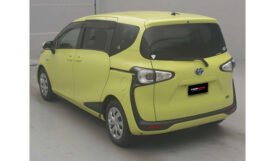 Toyota Sienta 2018