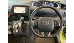 Toyota Sienta 2018 full