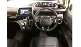 Toyota Sienta 2018