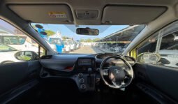 
Toyota Sienta 2018 full									