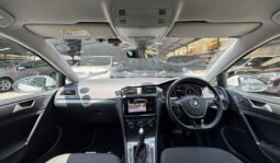 
Volkswagen Golf Variant 2018 full									