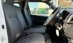 
Toyota Hiace 2018 full									