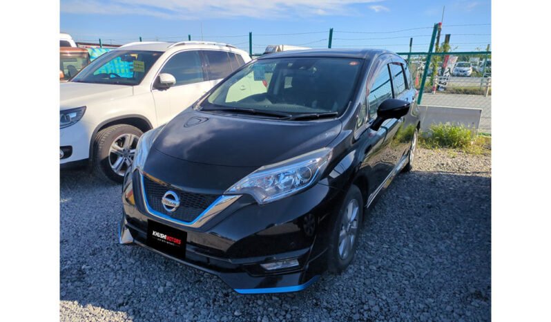 Nissan Note 2018 full