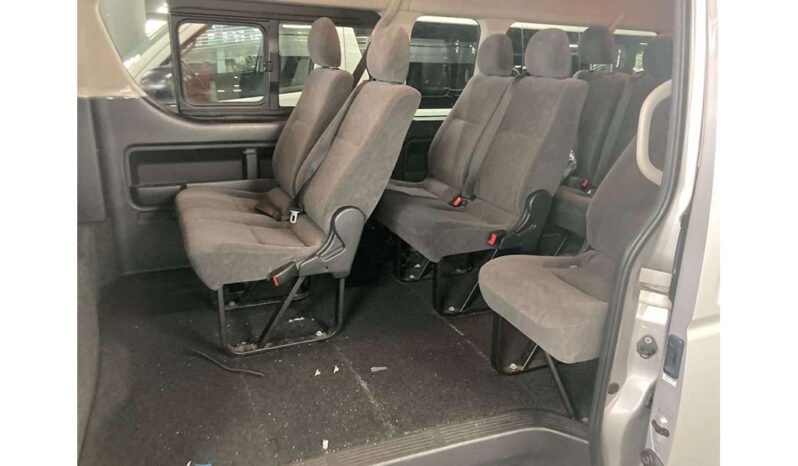 Toyota Hiace 2018 full