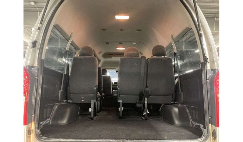 Toyota Hiace 2018 full